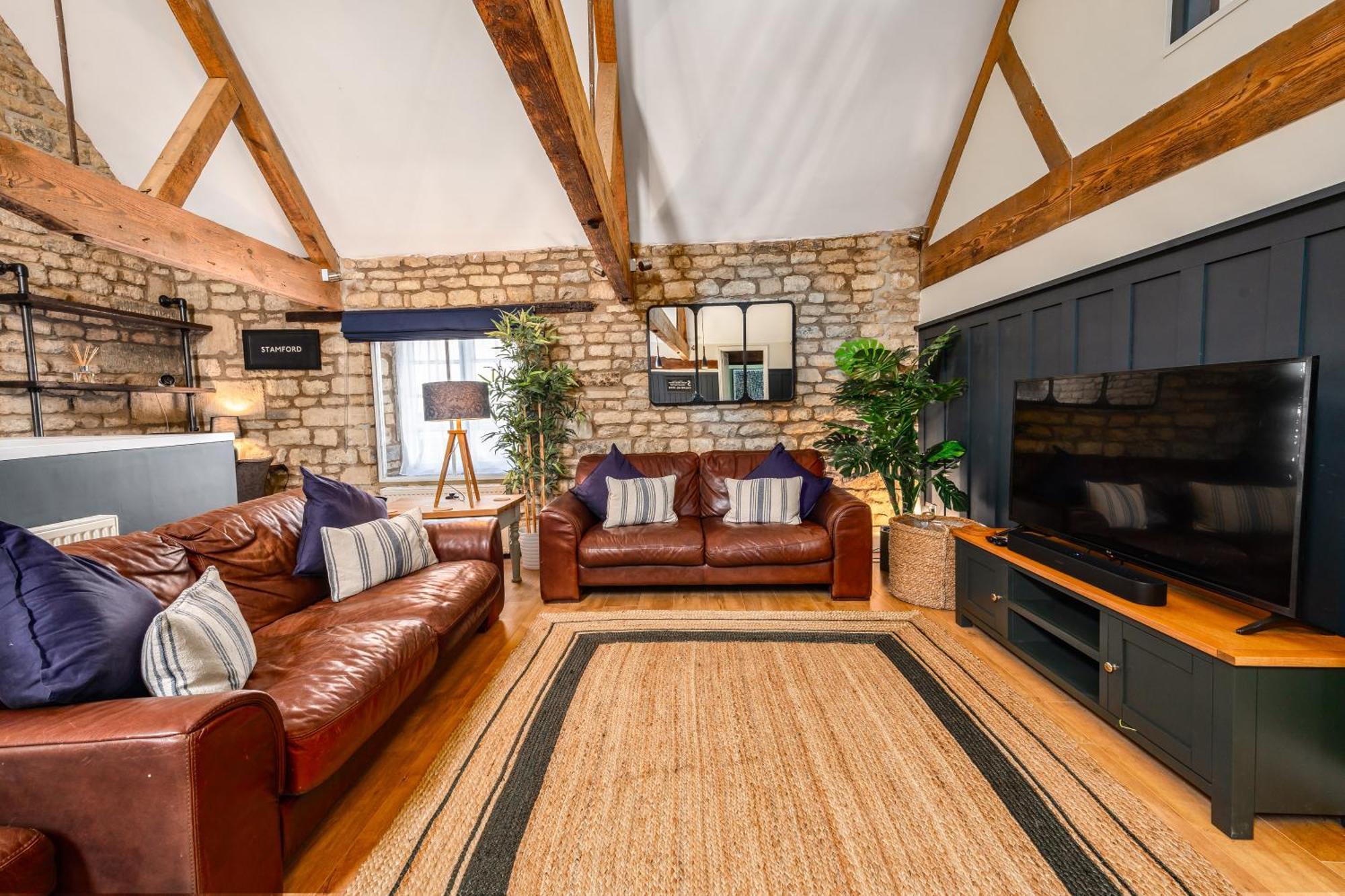 Stylish Central 6 Bedroom Converted Granary Stamford Exteriör bild